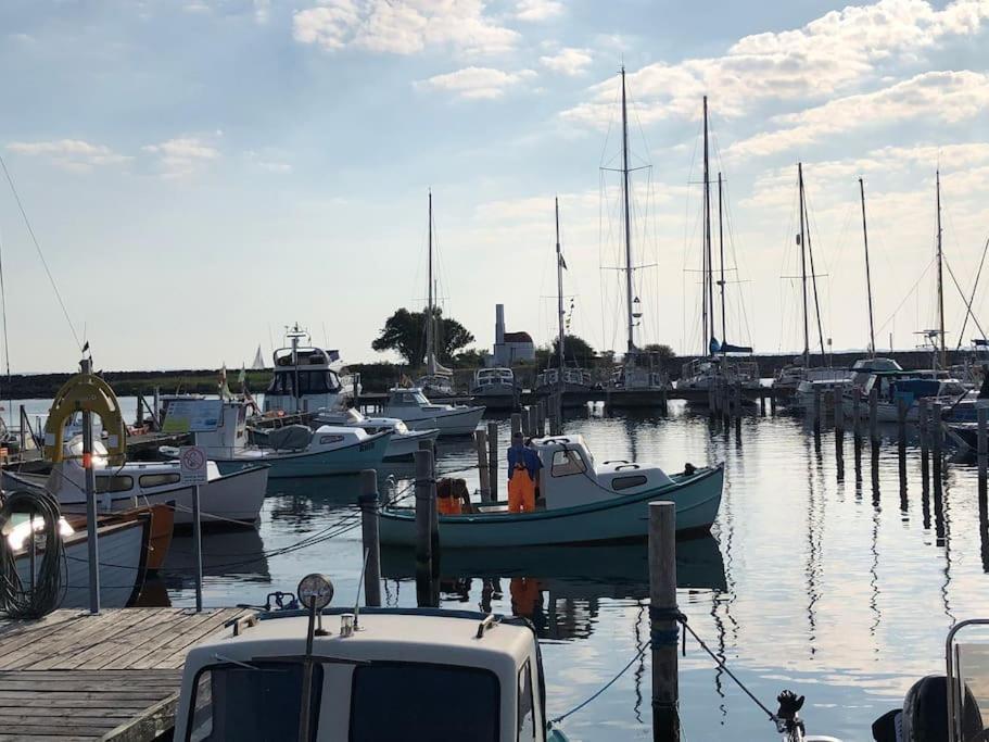 Skont Fiskerhus. Taet Pa By, Havn Og Havet Villa Marstal Eksteriør bilde