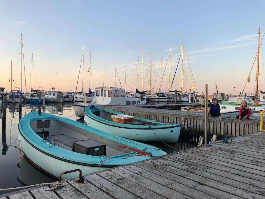 Skont Fiskerhus. Taet Pa By, Havn Og Havet Villa Marstal Eksteriør bilde